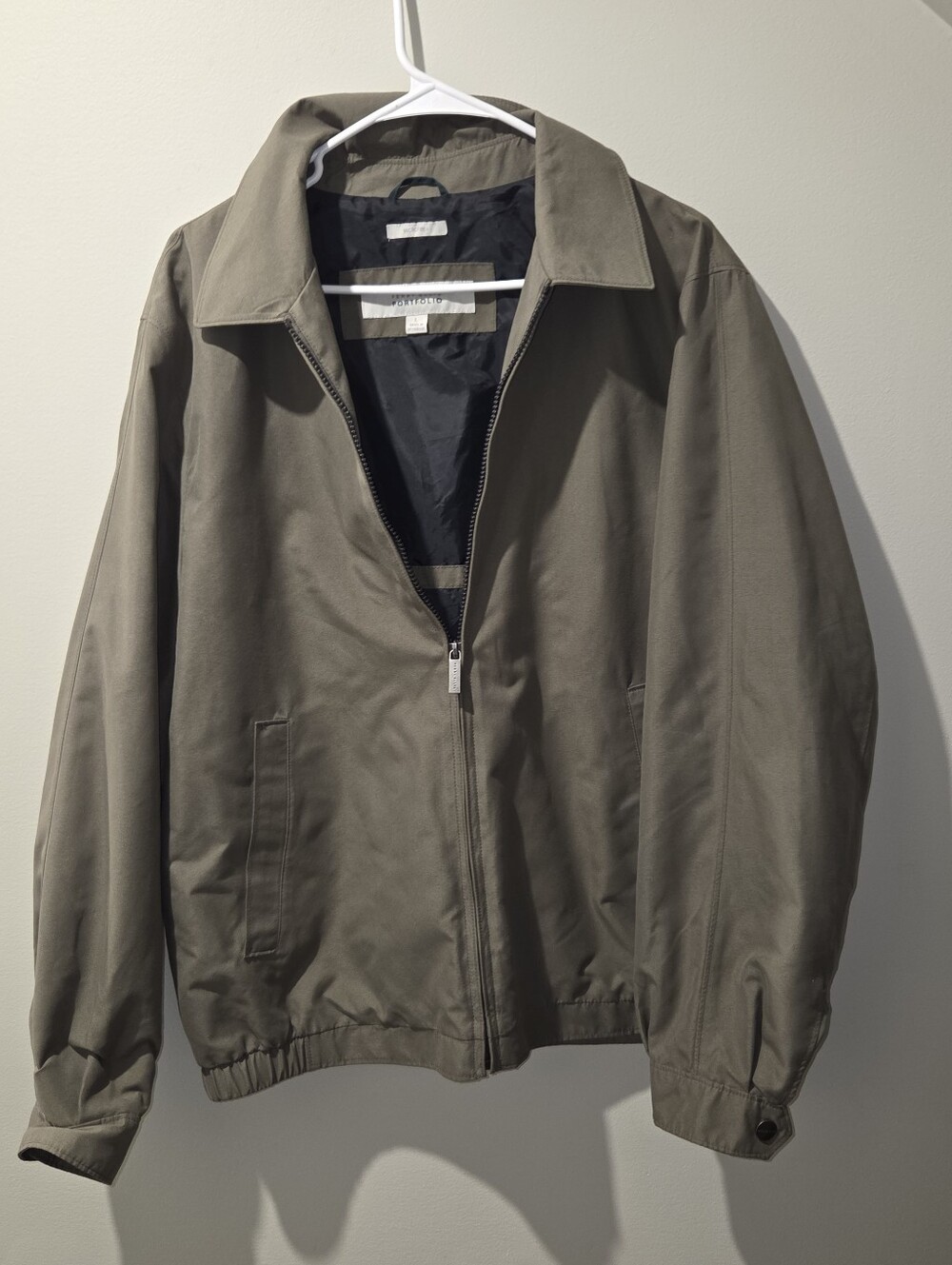 Perry Ellis Olive Green Zip Front Windbreaker